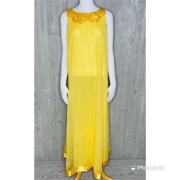 Vintage butter yellow gossard artemis nightgown and robe set chiffon intimates 6 - Picture 4 of 10
